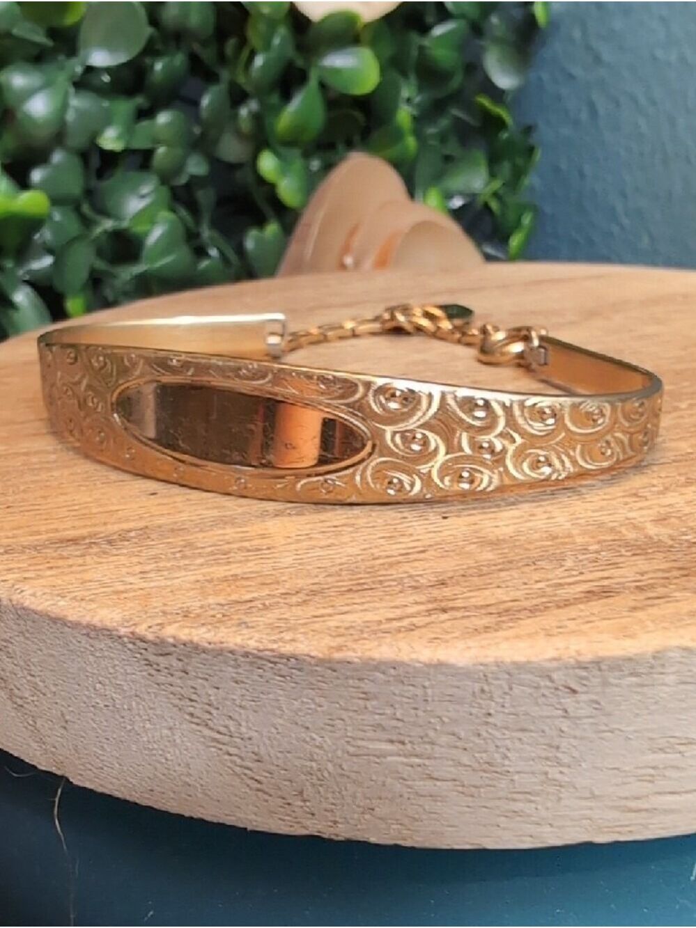 Vtg Engraveable Etched Bracelet with Heart Charm Accent
